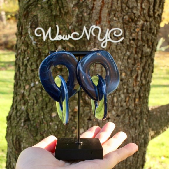 New Navy Tortoise Layered Circle Chain Earrings - Picture 7 of 9